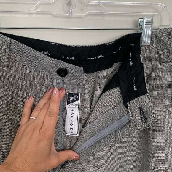 Travis Matthew shorts - Picture 5 of 8